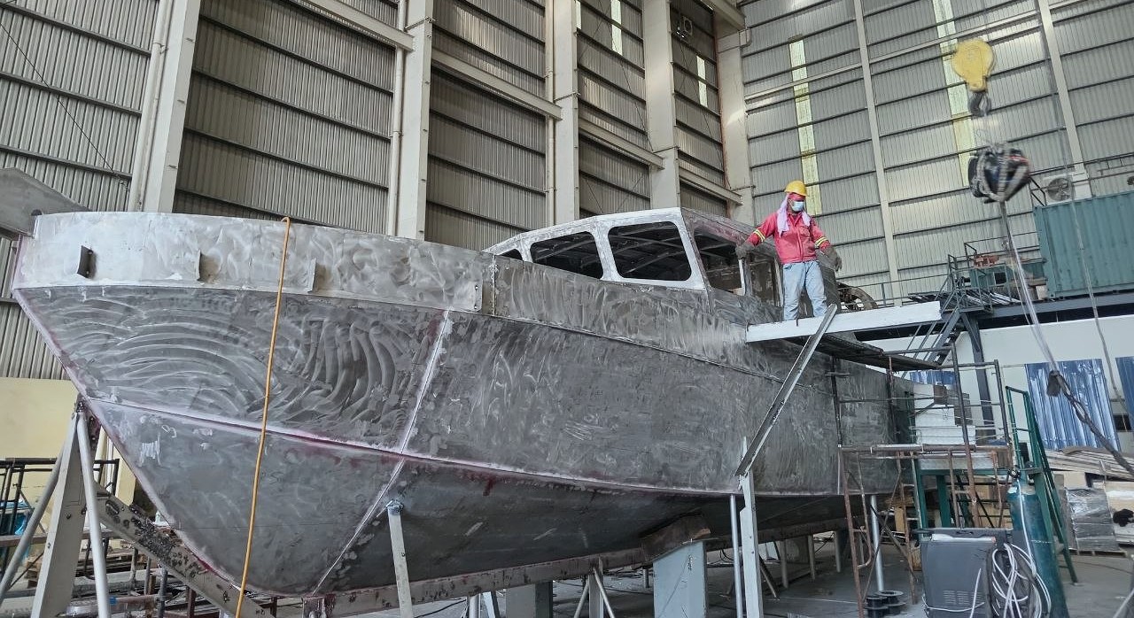 Hull fabrication